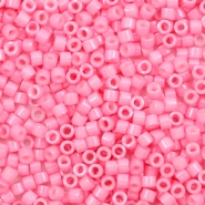 Perles Miyuki delicas 11/0 Opaque dyed carnation pink DB-1371