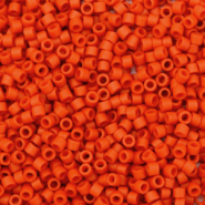 Perles Miyuki d&eacute;licas 11/0 Opaque semi frosted dyed cinnabar red DB-795