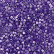 Perles Miyuki d&eacute;licas 11/0 Silk satin dyed purple DB-1810