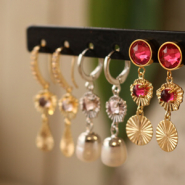 Sets d'inspiration Créer des boucles d'oreilles minimalistes avec des breloques en laiton