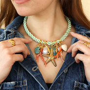 Sets d'inspiration Créez des colliers et bracelets tendance avec du cordon torsadé