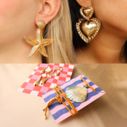 Sets d'inspiration Découvrez nos boucles d’oreilles tendance et cartes de bijoux uniques