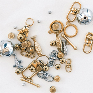 Sets d'inspiration Inspiration avec des apprêts et des boucles d’oreilles en acier inoxydable