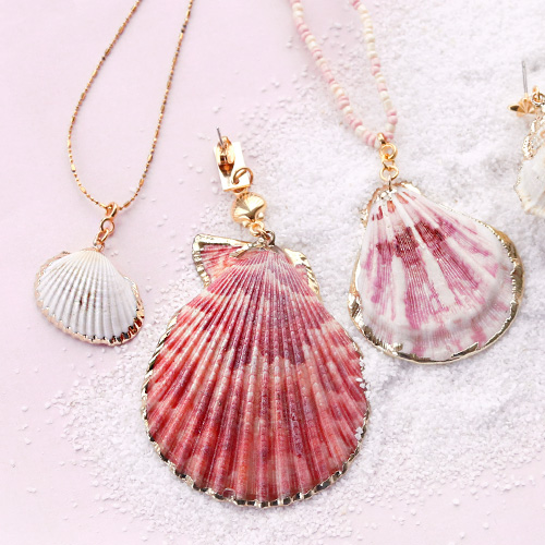 R&eacute;alisez les plus beaux bijoux et accessoires avec les nouveaux pendentifs coquillages et de la cha&icirc;ne maille jaseron !