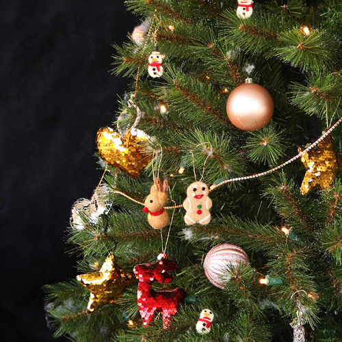 D&eacute;couvrez ici comment faire des suspensions de No&euml;l pour d&eacute;corer votre sapin.