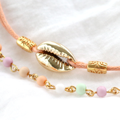 Cr&eacute;ez en toute simplicit&eacute; une superbe collection de bijoux d&rsquo;&eacute;t&eacute; avec des perles acryliques :