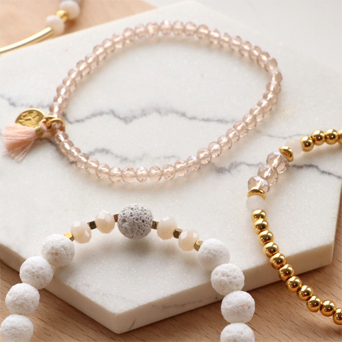 Inspiration pour la confection de bracelets avec des perles &agrave; facettes 