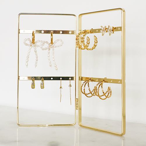 De jolis pr&eacute;sentoirs &agrave; bijoux pour mettre en valeur tous vos bijoux