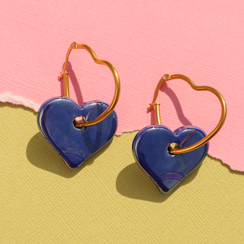 Cr&eacute;ez des boucles d'oreilles, colliers et bracelets uniques avec les c&oelig;urs en c&eacute;ramique grecque