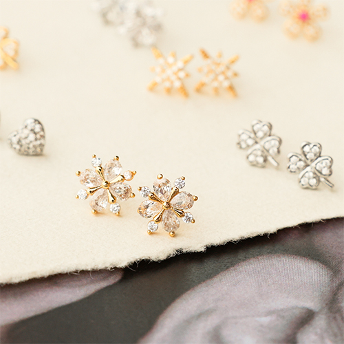 Laissez-vous inspirer par nos nouvelles boucles d'oreilles en laiton TQ