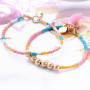 Cr&eacute;ez des bracelets d'&eacute;t&eacute; avec de nouvelles perles de rocaille !