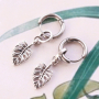 Fabriquez des colliers et des boucles d&rsquo;oreilles tendances avec nos nouvelles breloques en m&eacute;tal