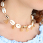 Pr&eacute;parez-vous pour la plage ! Fabriquez des bijoux avec des perles coquillage Cauri.