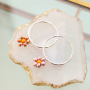 Vous pouvez confectionner ces magnifiques boucles d&rsquo;oreilles et bracelets avec Miyuki : 