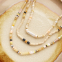 Confectionnez un magnifique bijou d&rsquo;&eacute;t&eacute; avec ces perles heishi en pierre naturelle :