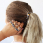 Fabriquez de jolis bracelets et des &eacute;lastiques &agrave; cheveux avec des rubans &eacute;lastiques cousus imprim&eacute; l&eacute;opard :