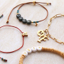 Regardez ici comment vous pouvez fabriquer vous-m&ecirc;me les plus beaux bijoux personnalis&eacute;s : 