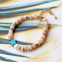 Voici comment cr&eacute;er des bijoux &agrave; la fois &eacute;l&eacute;gants et fun avec des perles coquillage :