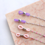 Voici comment confectionner des cordons &agrave; lunettes de soleil &agrave; la mode : 
