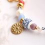 Inspiration pour la confection de bijoux exclusifs avec les perles en c&eacute;ramique peintes &agrave; la main