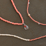 Inspiration pour la confection de bijoux minimalistes aux superbes couleurs de l&rsquo;hiver