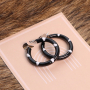 Inspiration pour styler vos boucles d&rsquo;oreilles cr&eacute;oles inox