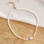 Bijoux estivaux avec des pendentifs coquillage
