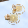 Soyez cr&eacute;atif(ve) avec ces boucles d&rsquo;oreilles pratiques