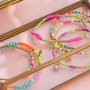 Ainsi vous cr&eacute;ez des bijoux tendance pour la saison estivale