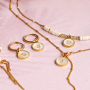 Cr&eacute;ez des bijoux personnels avec des pendentifs en acier inox et nacre