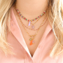 Inspiration de bijoux avec pendentifs en r&eacute;sine Mano fico en r&eacute;sine