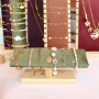 Cr&eacute;ez une belle pr&eacute;sentation de vos bijoux avec des pr&eacute;sentoirs en bois