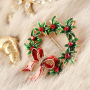 Mix & Match : Cr&eacute;ez votre propre look festif avec des pins et broches