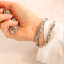 Soyez cr&eacute;atif avec des boucles d'oreilles et bracelets en acier inoxydable