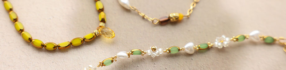 &Agrave; d&eacute;couvrir: perles de verre ovales avec bord dor&eacute;